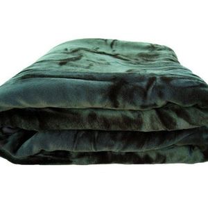 Avior Designer Mink Blanket Super Silky Double Couche Imprimé Raschel pour l'hiver Décoration d'intérieur à la mode en Inde - Product Image 6