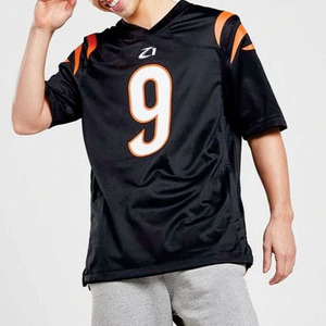 เสื้อฟุตบอลอเมริกันดีไซน์ใหม่ปี 2026 สำหรับผู้ชาย ผ้าโพลีเอสเตอร์ระบายอากาศได้ดี ชุดทีมพิมพ์หมายเลขตามสั่ง เสื้อยืดกีฬา Y2K รับผลิตแบบ OEM ODM - Product Image 5