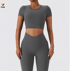 Ropa deportiva personalizada para gimnasio, conjuntos de fitness estampados sin costuras, Top de manga larga, sujetador deportivo, pantalones cortos para glúteos, conjuntos de entrenamiento para mujer - Product Image 4