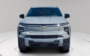 Chevrolet Silverado EV 2026 USATO - Motore ibrido a 6 cilindri (644 CV) 4x4, 2 assi, trasmissione automatica, guida a sinistra - Product Image 2