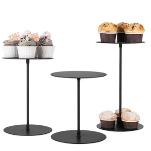 Ensemble de 3 présentoirs à pizza Design simple Forme ronde en fer Fait à la main Couleur noire Idéal pour pizza Cupcakes à prix abordable - Product Image 1