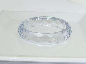 Brazalete de resina de moda personalizado de alta calidad Brazalete de acrílico transparente Buen diseño de color Brazaletes de resina de alta calidad estándar - Product Image 6