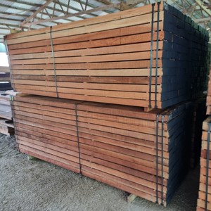 Estribos Exteriores de Madera Maciza de Balau (Resistentes al Fuego) - Product Image 6