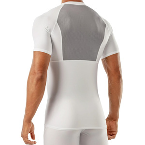 Nouveau T-shirt de compression personnalisé par sublimation pour homme, idéal pour le sport, la gym et le fitness, à manches courtes, style Rash Guard, à prix très bas - Product Image 4