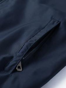 เสื้อแจ็คเก็ตผ้าซาตินและผ้าใบมีฮู้ดสำหรับผู้ชายขนาดใหญ่พิเศษโลโก้ตามสั่ง - Product Image 4