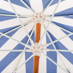 Grand Parapluie Amalfi Luxe Robuste Cadres en fibre de verre Bois Rayé Piscine Parapluie de Plage pour Patio Extérieur Café Jardin - Product Image 3