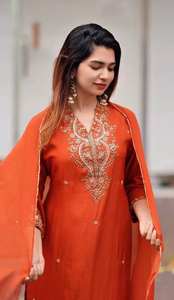 Ensemble Salwar Kameez pour femmes indiennes et pakistanaises, tenue de soirée, moderne, séchage rapide, 5 pièces, vente en gros, tailles M à 3XL, soie chinon gaufrée - Product Image 2