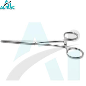 Fórceps Kelly quirúrgicos de alta calidad ALMAC con mandíbulas dentadas para aplicaciones confiables de hemostasia e instrumentos médicos - Product Image 1