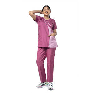 Vente en gros Ensemble de gommage élégant pour femmes Tissu doux Manches courtes Poches latérales Design contrasté Gommage d'infirmière Idéal pour les médecins Infirmières - Product Image 1
