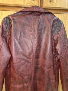 Men's <b>Brown</b> <b>Leather</b> <b>Jacket</b> With Turn-down Collar And Button Closure - Product Image 4