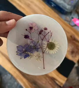 Posavasos de resina hecho a mano, posavasos duradero y elegante, perfecto para bebidas calientes y frías, accesorio de mesa decorativo único - Product Image 3