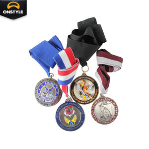 Médaille en laiton gravée sur mesure, haute précision, découpe mécanique, récompense sportive, taille personnalisée, écologique, durable, moderne - Product Image 4