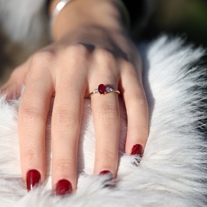 8x6mm Oval Cut Red CZ Engagement Ring | Three <b>Stone</b> Ring Women | Gold Band Bridal Wedding Promise Ring Anniversary Jewelry - Product Image 2