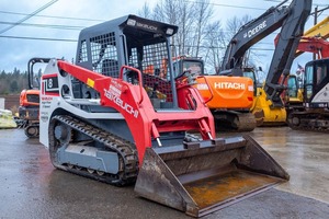 รถตักล้อยาง Takeuchi TL8 แบบตีนตะขาบ 2 สปีด ระบบไฮโฟลว์ - Product Image 6