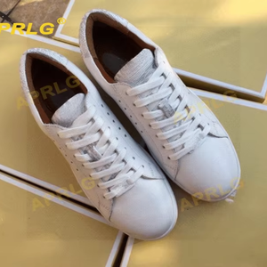 Zapatillas de Skateboarding de Diseño para Mujer 2024, Zapatillas Deportivas Cómodas con Cordones, Zapatillas Transpirables de Verano - Product Image 1