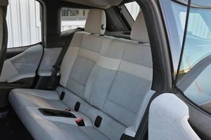 รถยนต์มือสอง BMW I3 รุ่นปี 2015 ระบบ Range Extender พวงมาลัยซ้าย/ขวา - Product Image 3