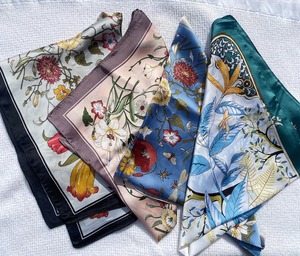 Pañuelo de seda de satén étnico personalizado bufanda reutilizable despedida de soltera favores de fiesta de boda accesorios de recuerdo de dama de honor personalizados - Product Image 5