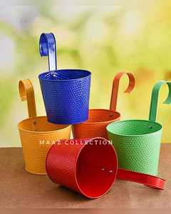 Vente en gros de grandes jardinières et pots de jardin en métal élégants et personnalisés Support pour pots de fleurs à revêtement en poudre Belle décoration intérieure - Product Image 2