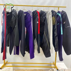 <span class=keywords><strong>Pantaloni</strong></span> Sportivi da <span class=keywords><strong>Uomo</strong></span> <span class=keywords><strong>di</strong></span> Marca Usati <span class=keywords><strong>di</strong></span> Alta Qualità <span class=keywords><strong>Pantaloni</strong></span> Casual da Jogging per la Primavera in Balle <span class=keywords><strong>di</strong></span> Abbigliamento <span class=keywords><strong>di</strong></span> Seconda Mano - Product Image 4