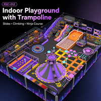 Équipement de terrain de jeux intérieur commercial avec trampoline, toboggans et zones d'escalade, taille personnalisable, structure en acier pour FEC