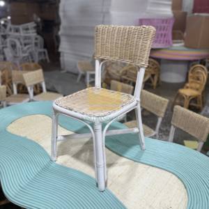 Silla para niños de ratán hecha a mano natural de Vietnam, silla artesanal duradera y ligera para guardería - Product Image 4