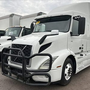 Camión Semi Usado ASEQUIBLE 2020, Vol_vo VNL64T 860 VNL64T860 860 FREIGHTLINER, Camión con Camarote - Product Image 1