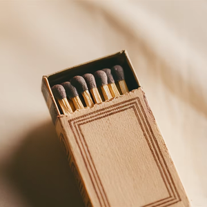 Commerce d'allumettes de sécurité en carton - Product Image 1