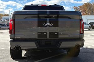 FORD F-150 Shelby Super Snake 2024, Bajo Kilometraje, Caja de Cambios Automática, Dirección Suave, Gasolina/Eléctrico - Product Image 4