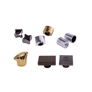 Bouteille de parfum avec bouchon magnétique rond - Product Image 1