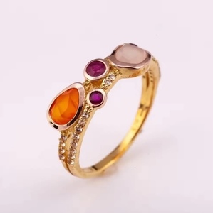 Anillo chapado en oro de 14 quilates con rubí natural, joyería Vintage para mujer, Diseño Artesanal de plata 925 de Tailandia - Product Image 1