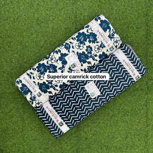 Paquete de Tela de Algodón Camrick Suave y Transpirable en Patrones Florales y Rayas Rosas, Ideal para Confeccionar Vestidos y Conjuntos Kurti - Product Image 2