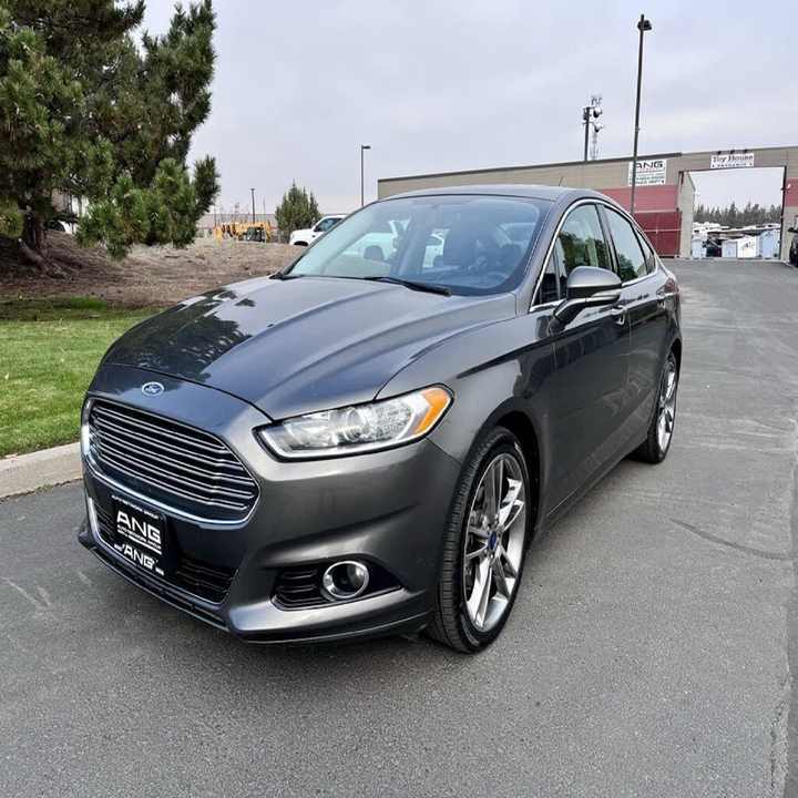 2016 Ford Fusion Titanium AWD Used Condition Dark Leather Interior Manual Gearbox Gas Fuel Type 19-inch Tires Left