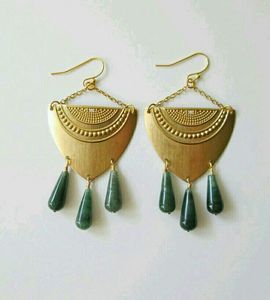 Boucles d'oreilles en laiton géométriques audacieuses pour femmes avec un design moderne fabriqué à la main pour un attrait artistique et minimaliste unique - Product Image 2