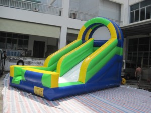 Tobogán Inflable de PVC para Exteriores, Ideal para Alquileres de Fiestas o Eventos - Product Image 3