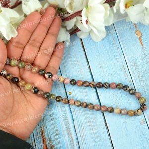 Perles rondes en rhodonite naturelle Chakralume de 8 mm, 45-50 pièces, pierres précieuses pour la fabrication de bijoux en provenance du Rajasthan - Product Image 4