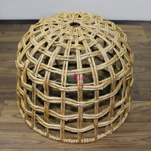 Artex Dong Thap, lámpara de techo de mimbre con pantalla hecha a mano de fábrica para el hogar e interiores elegantes - Product Image 2