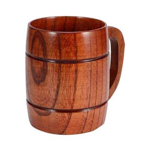 Mug en bois décoratif avec motif floral sculpté à la main et finition brillante pour les boissons chaudes et froides à prix abordable - Product Image 1
