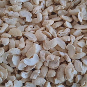 Nueces de Anacardo Kaju Rotos SANTIGO a Precio de Fábrica, Nueces y Granos WS LP SP - Product Image 1