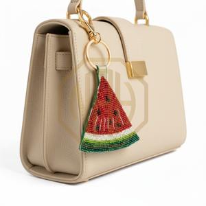 Breloque personnalisée avec initiale brodée pour les distributeurs mondiaux achetant des articles clés ronds - Product Image 6