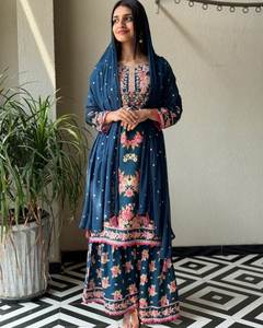 Traje Salwar de estilos tradicionales elegantes, tela Reyon de la mejor calidad para festivales, fiestas, bodas, ropa India pakistaní para mujeres - Product Image 1