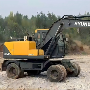 Excavatrice Hyundai 150WVS 99% neuve, 300 heures de fonctionnement, en stock. Excavatrice d'occasion 210W-9. - Product Image 4
