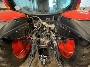 Tractor agrícola multifuncional Kubota M6-121 en venta, usado y económico - Product Image 5