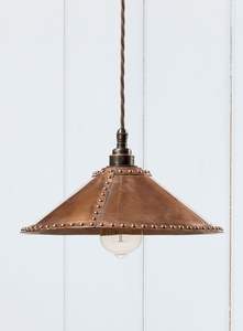 Elegant Finish Copper Pendant Lamp For Luxury Ceiling Lighting Offering Smooth Texture And Soft <b>Illumination</b> - Product Image 6