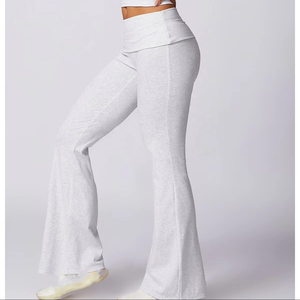 ชุดออกกำลังกายสำหรับผู้หญิง เสื้อชั้นในกีฬาเอวสูงแบบเรียบง่าย กางเกงเลกกิ้ง ชุดโยคะ ชุดฟิตเนส ระบายอากาศได้ดี - Product Image 3