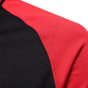 Polo en coton premium pour homme, t-shirt classique, tissu respirant et doux pour un usage décontracté, professionnel et promotionnel, impression de logo personnalisée - Product Image 3