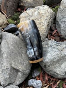 CUKTURE DE VIKING FABRIQUÉE À LA MAIN TASSE DE CORNE À BOIRE VIKING DRINKING Tankard Tasse en corne Verre naturel pour Noël - Product Image 5