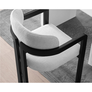 Juego de Comedor Moderno Extensible de 6 Piezas en Blanco, Estilo Escandinavo Mozart, Listo para Exportar - Product Image 3