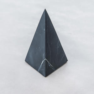 Pirámide alta de shungita sin pulir de 3.5 pulgadas (90 mm) - Product Image 1