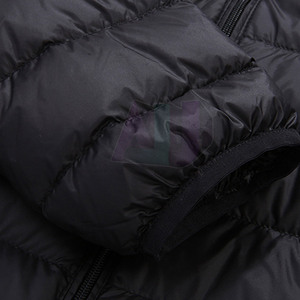 Chaqueta de Invierno Acolchada para Hombre de Alta Calidad con Características Impermeables, Transpirables y Resistentes al Viento, Logotipo Frontal, Estilo Casual para Exteriores - Product Image 3