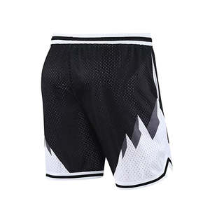 Pantalones cortos de baloncesto para hombre con estilo y cómodos con tela de malla para uso en verano - Product Image 3